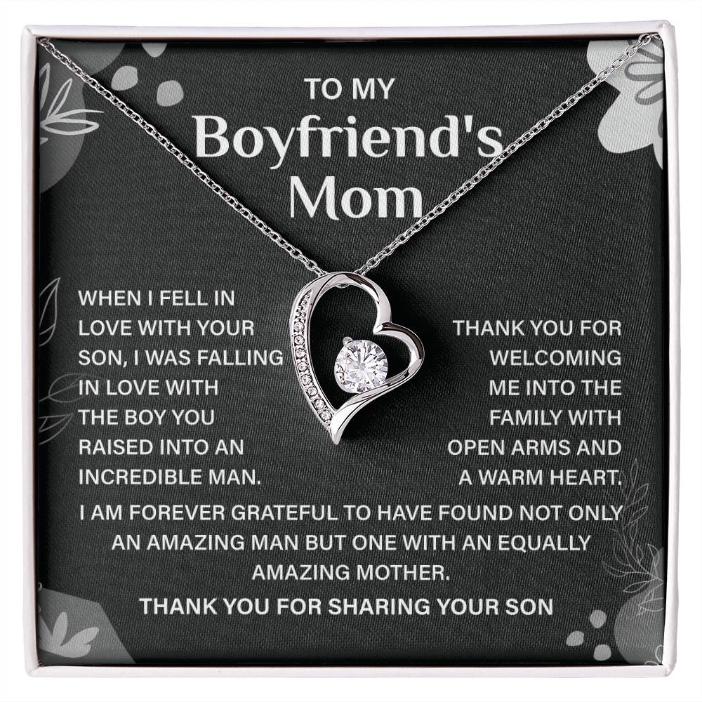 Boyfriend’s Mom Necklace Gift – Heartfelt Message Box