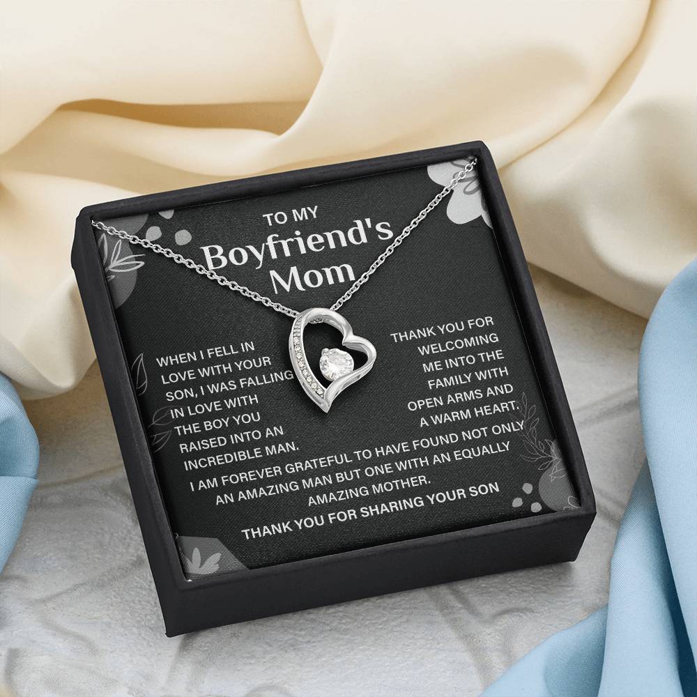 Boyfriend’s Mom Necklace Gift – Heartfelt Message Box