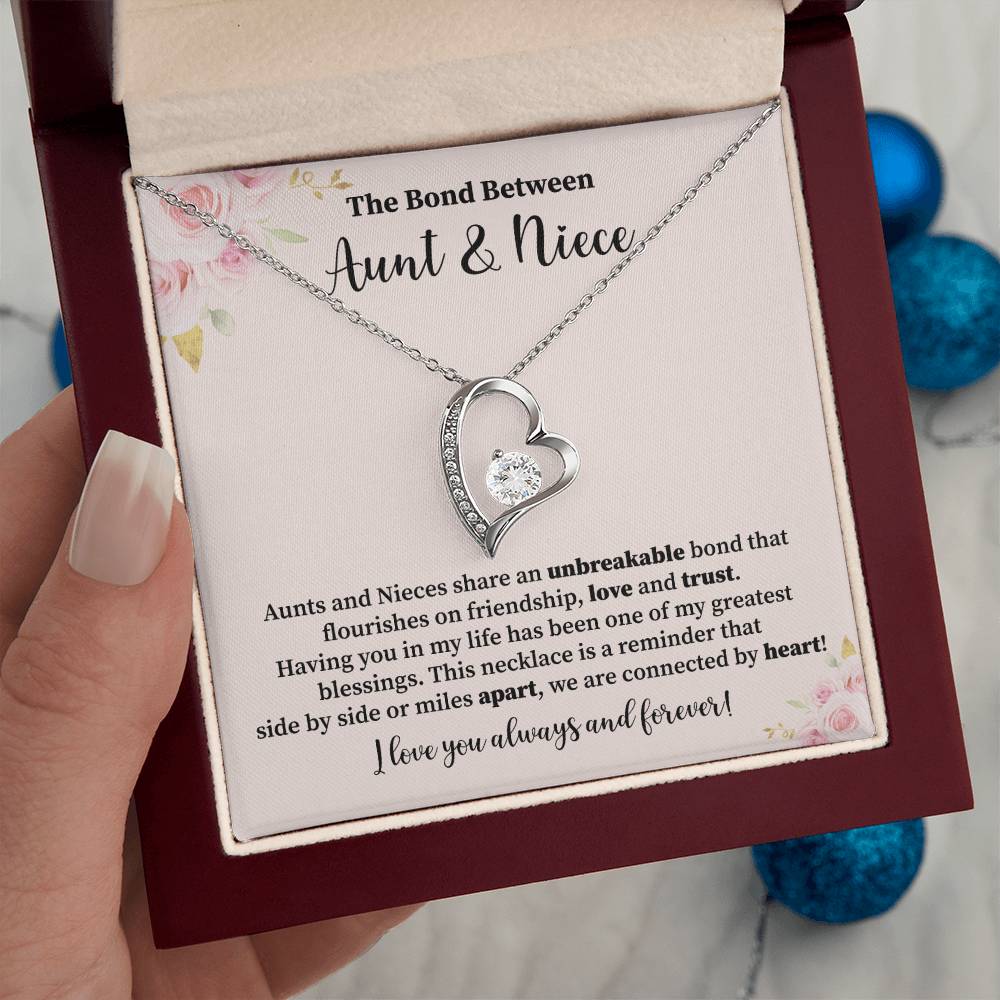 Aunt and Niece Necklace Heart Necklace Gift for Niece from Aunt with Friendship Message Card