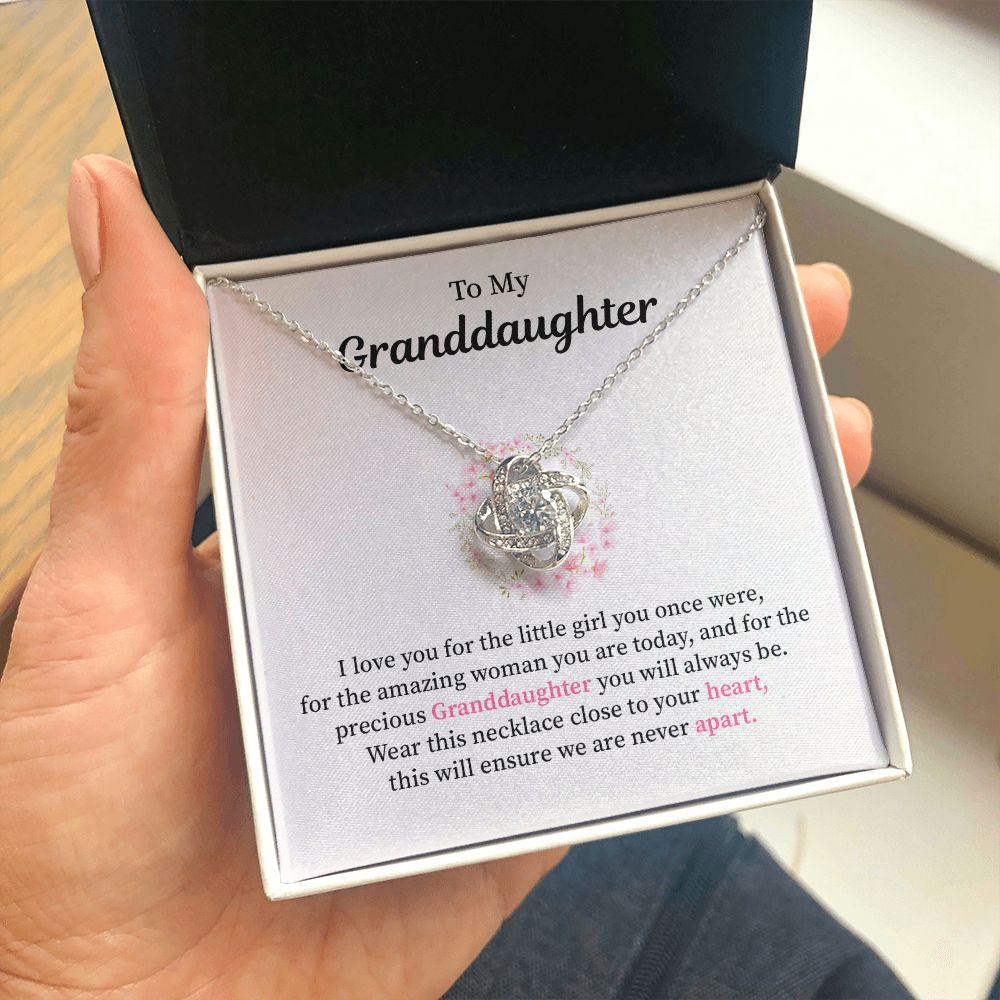 To My Granddaughter Wear This Necklace Close To Your Heart