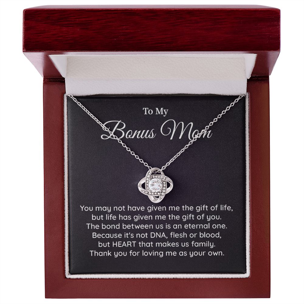 To My Bonus Mom Heart That Makes Us Family, Thank You For Loving Me As Your Own
