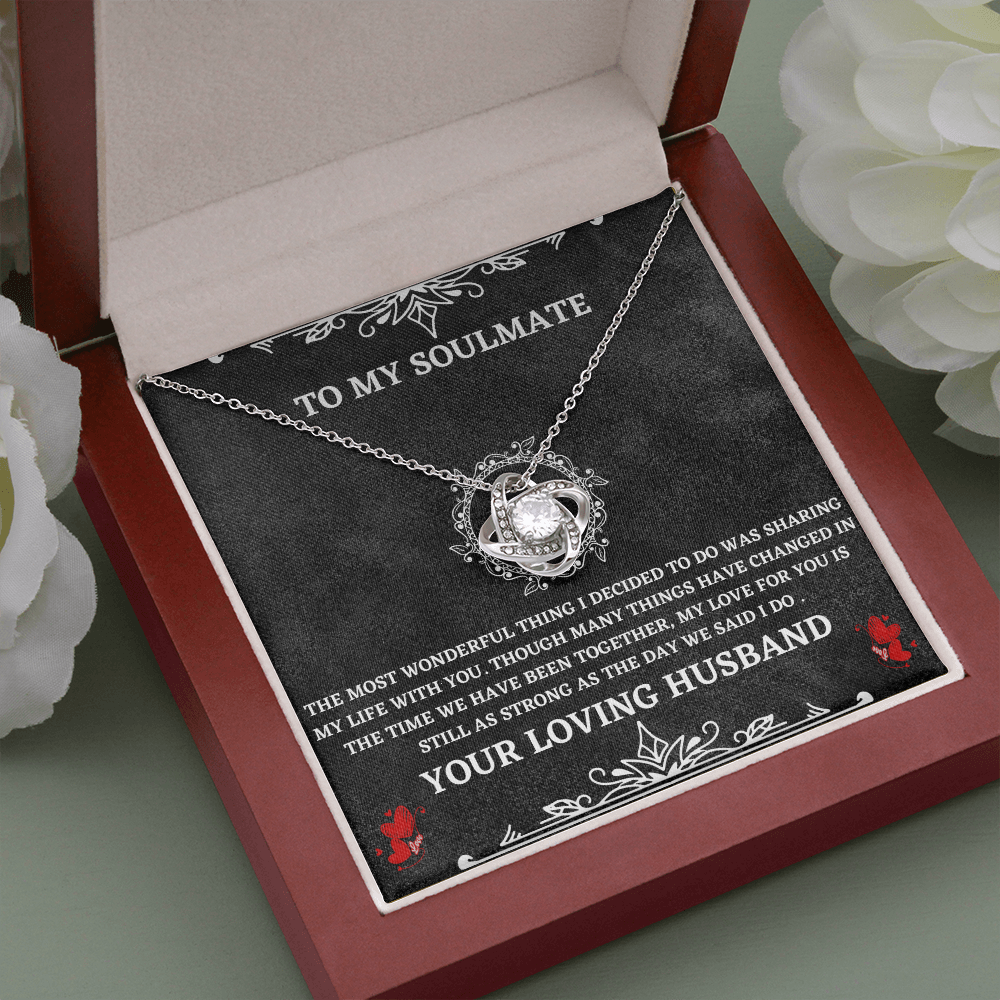 Soulmate Necklace Gift from Husband – Love Knot Pendant with Heartfelt Message Card